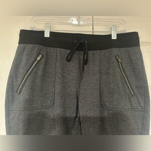 Athleta black/charcoal heathered Drawstring Jogger Pants w/Zip Pockets - Size L